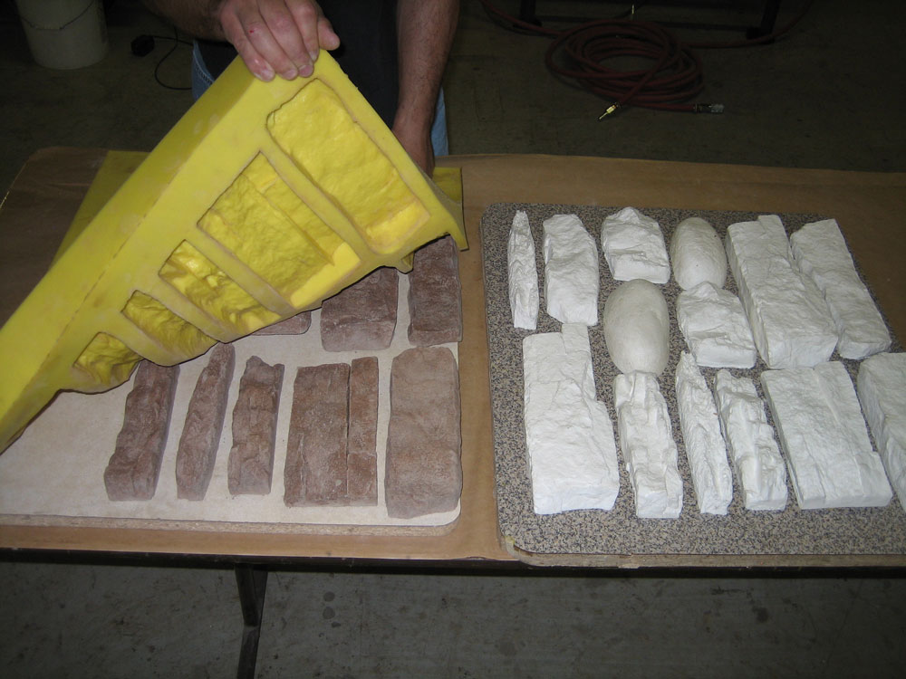 導(dǎo)致模具硅膠翻模次數(shù)少的原因你知道嗎 ？