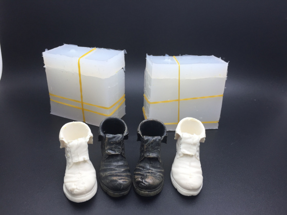 導(dǎo)致模具硅膠產(chǎn)品不耐酸堿不耐老化的原因是什么？